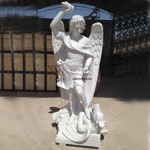 Eskuz landutako marmolezko San Migel estatua Erlijio-elizaren estatua TPAS-006