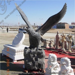 Tsieina Factory Black Marble Hawk Cerflun TAAS-018