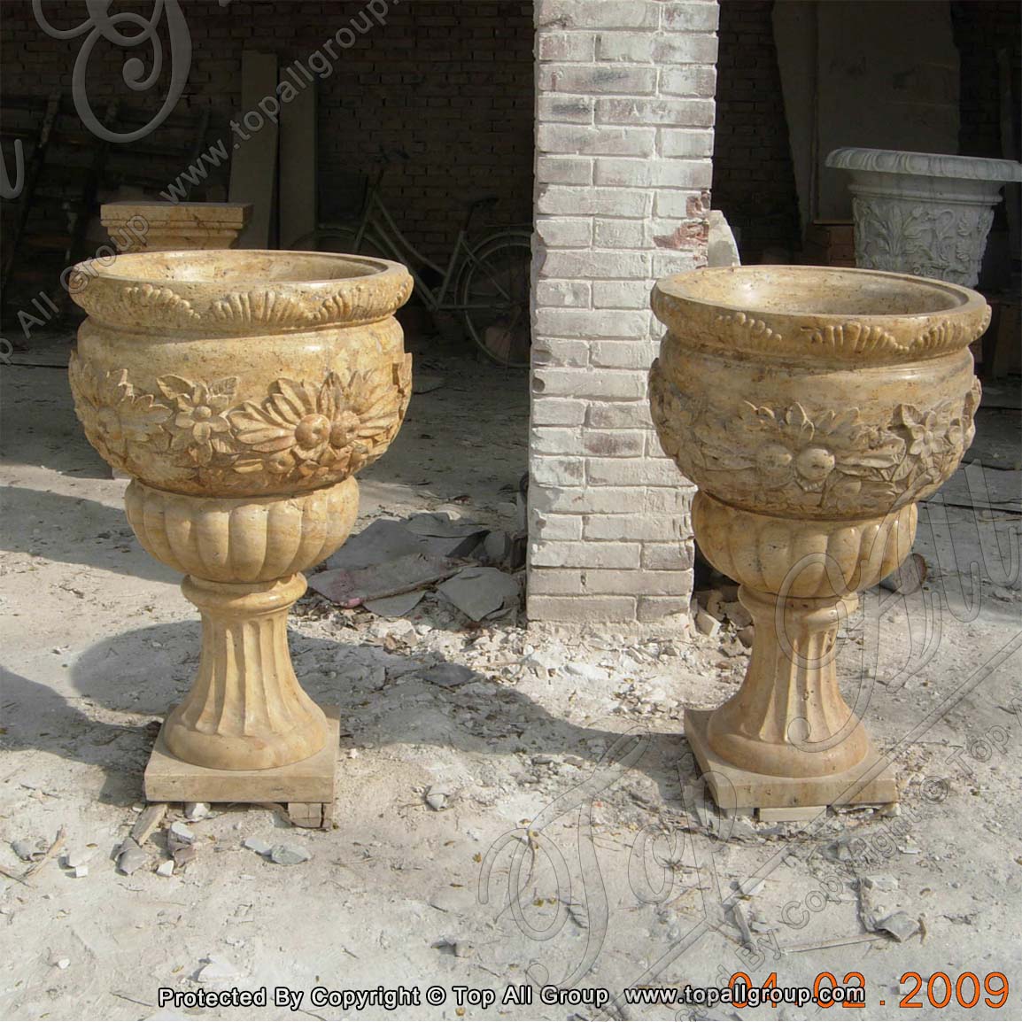 Henan Yellow Marble flower pot TAFV-030 Featured Image