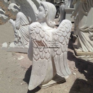 Мермерна скулптура во природна големина на ангел на колена-022