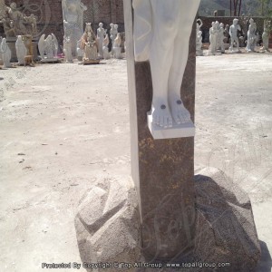 Crocifissi in marmo con statua di Gesù TARS041