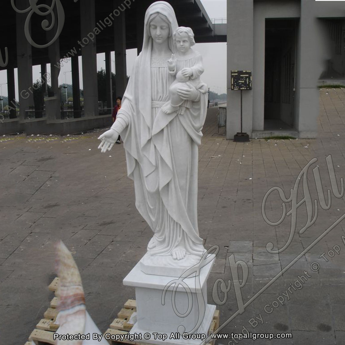 Mary with Bady marble statue TARS016 Featured Image