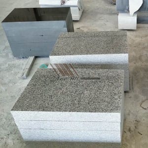 China Factory Granit Slant Memorials Flat Footstones TATBS-010